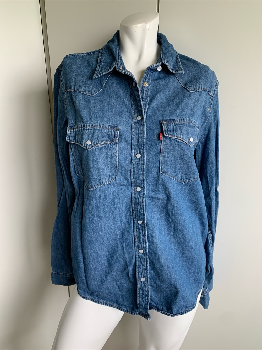 Levi’s pearl snap-up Western blue denim long sleeve shirt